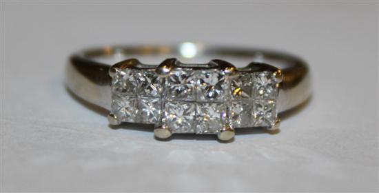 18ct gold and diamond princess-cut ring